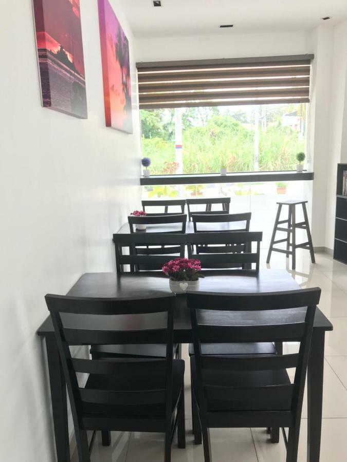 Hotel Pangkor Sj Pekan Pangkor Exterior photo